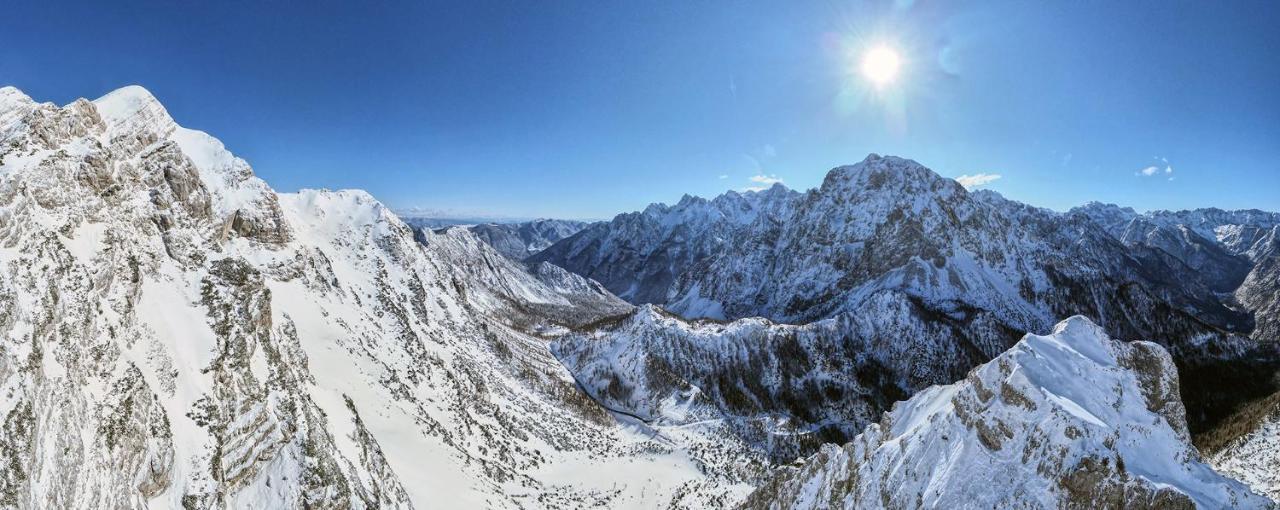 Erjavceva Mountain Hut At Vrsic Pass Kranjska Gora Exterior foto